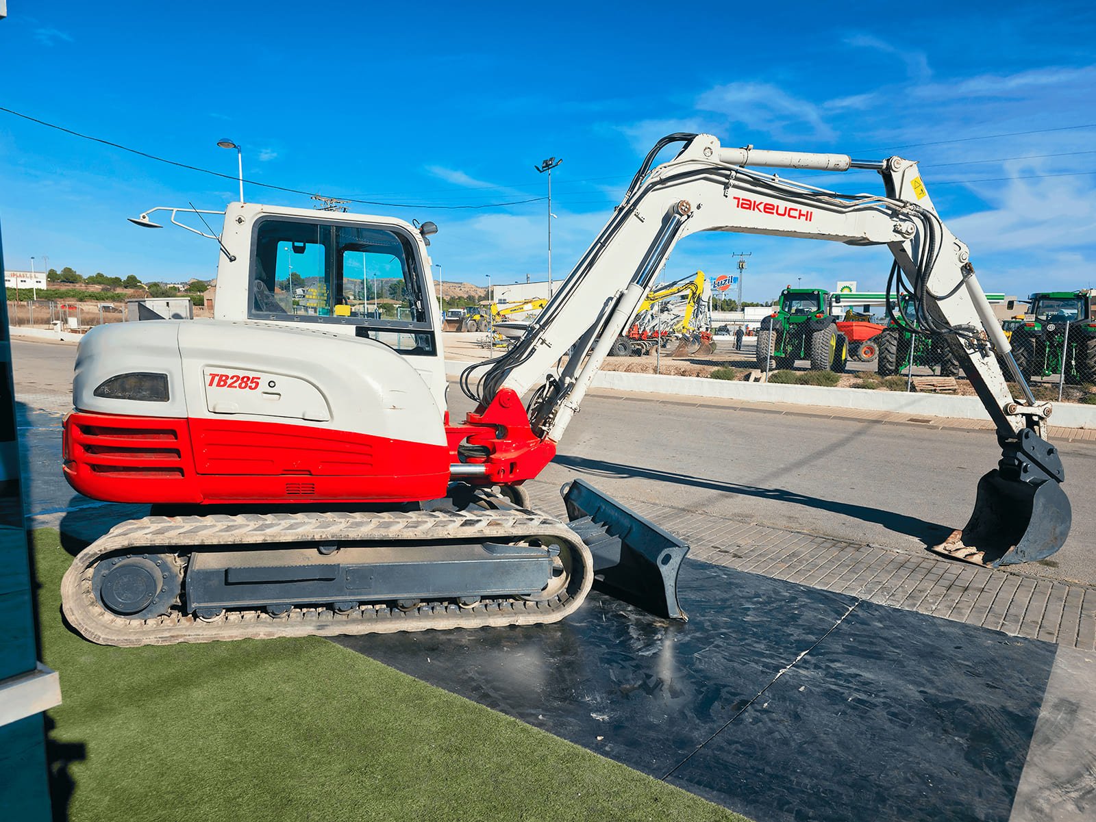 Miniexcavadora Takeuchi